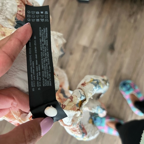 Zara Floral Spring dress - Picture 6 of 7